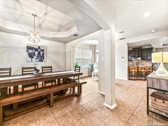 5527 Cross Pond, San Antonio, TX 78249