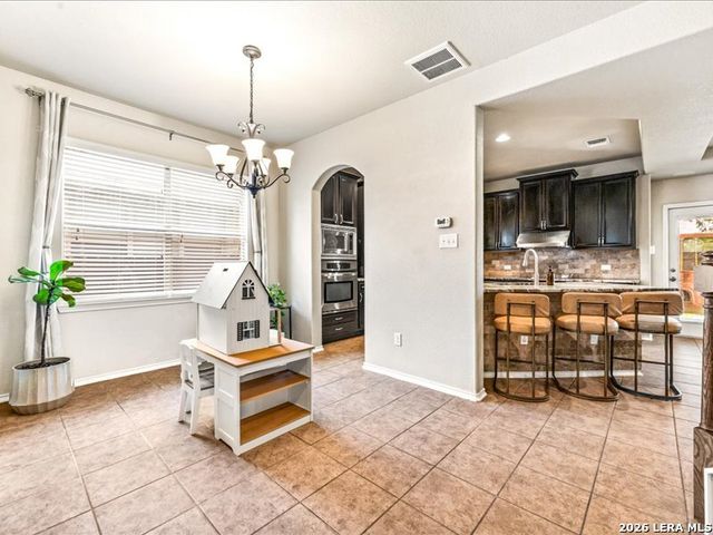 5527 Cross Pond, San Antonio, TX 78249