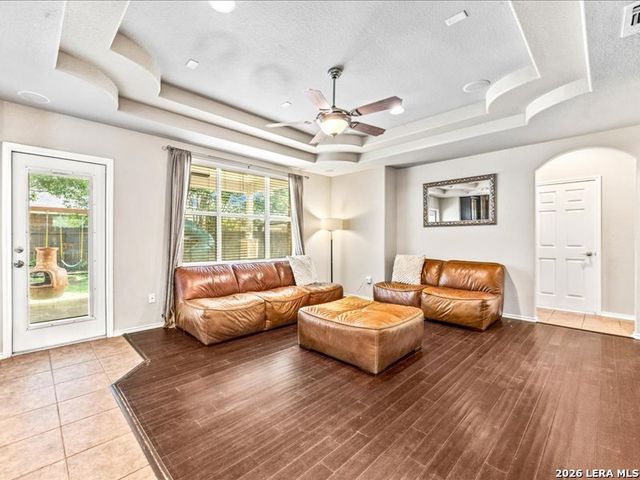 5527 Cross Pond, San Antonio, TX 78249