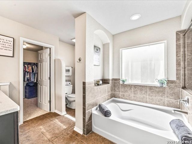 5527 Cross Pond, San Antonio, TX 78249