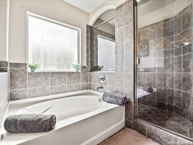 5527 Cross Pond, San Antonio, TX 78249