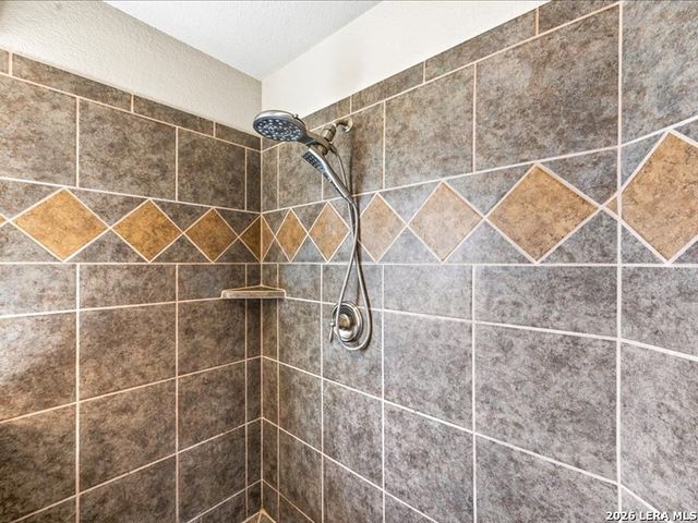 5527 Cross Pond, San Antonio, TX 78249