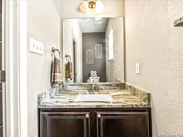 5527 Cross Pond, San Antonio, TX 78249