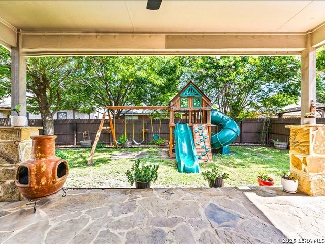 5527 Cross Pond, San Antonio, TX 78249