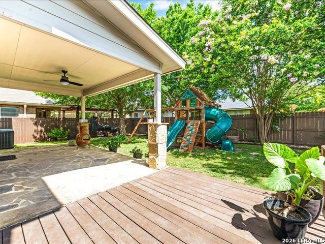 5527 Cross Pond, San Antonio, TX 78249