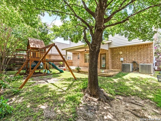 5527 Cross Pond, San Antonio, TX 78249