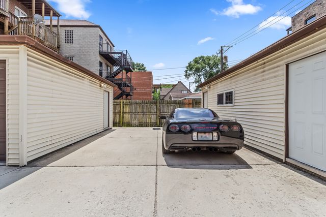4548 S INDIANA Avenue 1S, Chicago, IL 60653