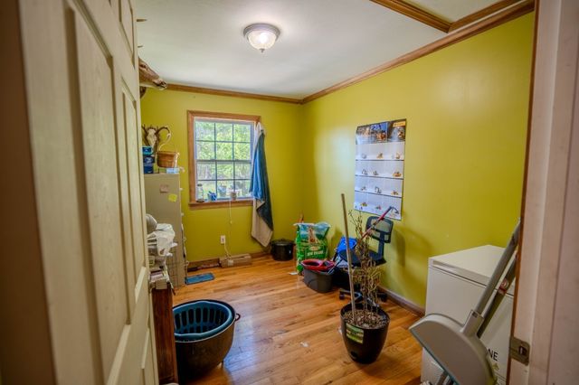 290 Prokesh Rd, Leoma, TN 38468