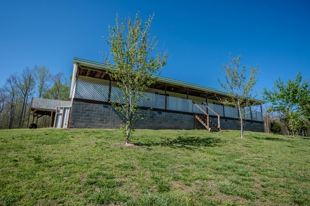 290 Prokesh Rd, Leoma, TN 38468