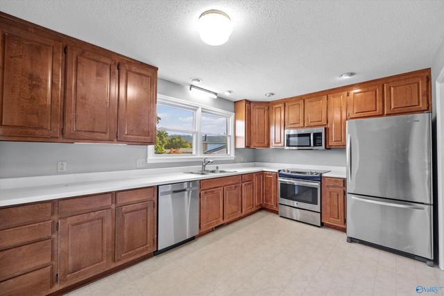 7800 Chadwell Road SW, Huntsville, AL 35802