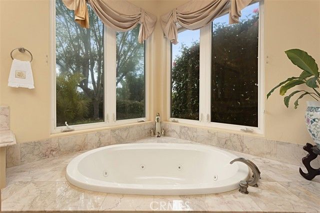 1166 Arroyo Pacifica, Fallbrook, CA 92028