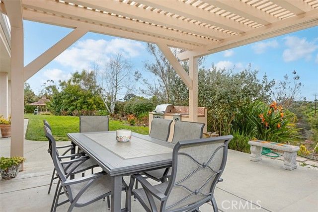 1166 Arroyo Pacifica, Fallbrook, CA 92028