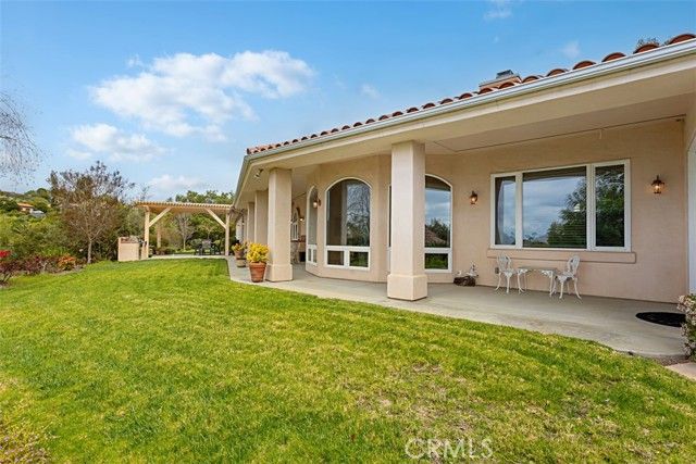 1166 Arroyo Pacifica, Fallbrook, CA 92028