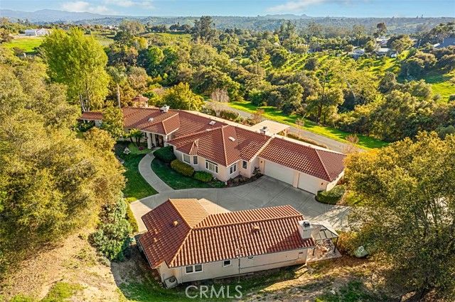 1166 Arroyo Pacifica, Fallbrook, CA 92028