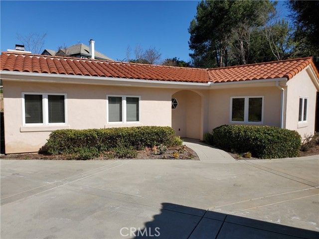 1166 Arroyo Pacifica, Fallbrook, CA 92028