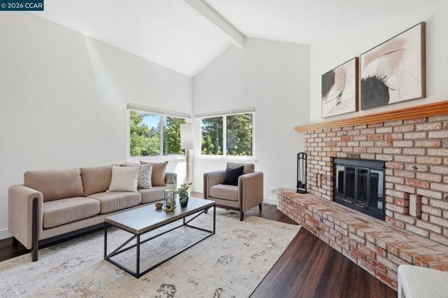 141 Donaleen Ct, Martinez, CA 94553