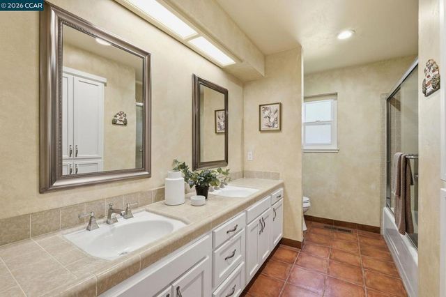 141 Donaleen Ct, Martinez, CA 94553