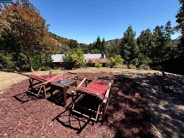 141 Donaleen Ct, Martinez, CA 94553