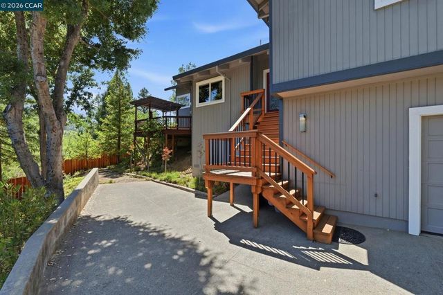 141 Donaleen Ct, Martinez, CA 94553
