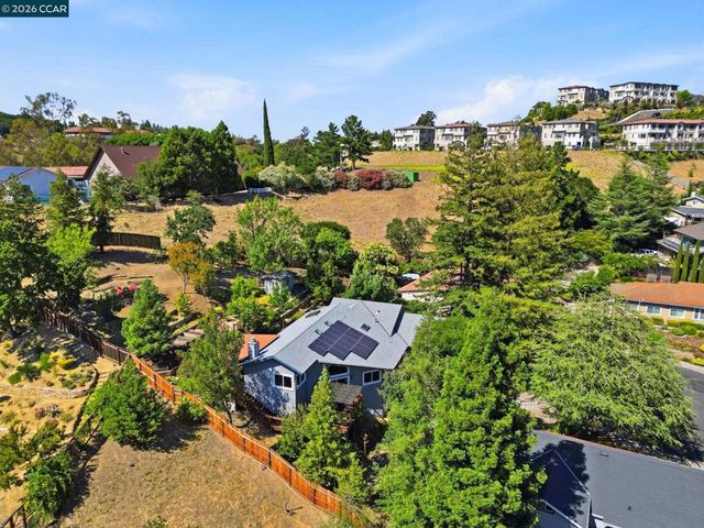141 Donaleen Ct, Martinez, CA 94553