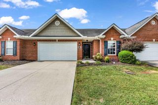 8011 Gatekeeper Way, Knoxville, TN 37931