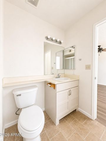 1818 W PORTOBELLO Avenue, Mesa, AZ 85202