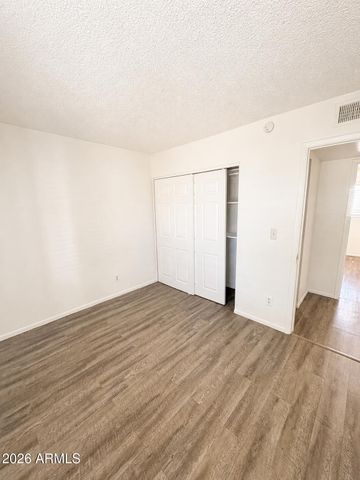 1818 W PORTOBELLO Avenue, Mesa, AZ 85202