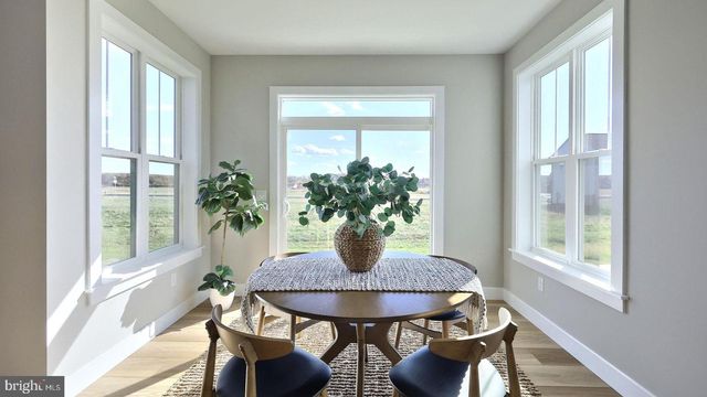 404 MORRIS DR, Mechanicsburg, PA 17055