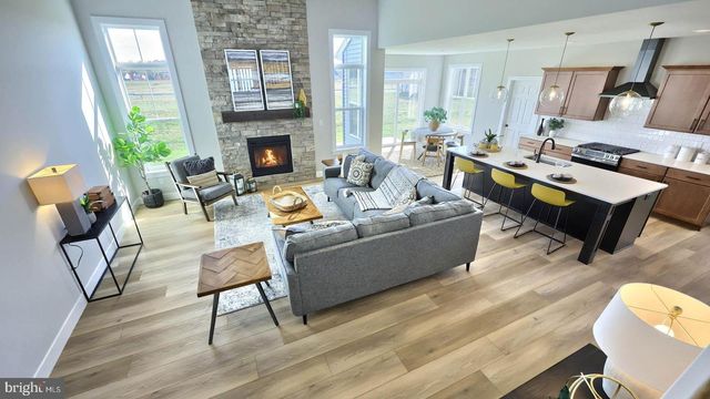 404 MORRIS DR, Mechanicsburg, PA 17055