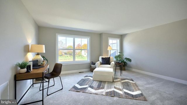 404 MORRIS DR, Mechanicsburg, PA 17055