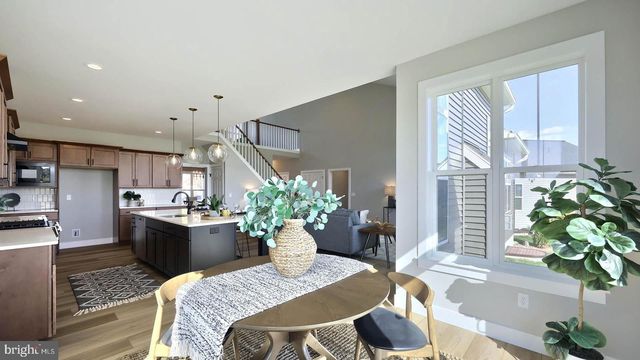 404 MORRIS DR, Mechanicsburg, PA 17055