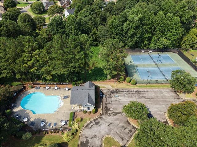 552 Glen Level Circle, Sugar Hill, GA 30518