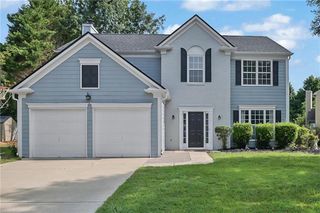 552 Glen Level Circle, Sugar Hill, GA 30518