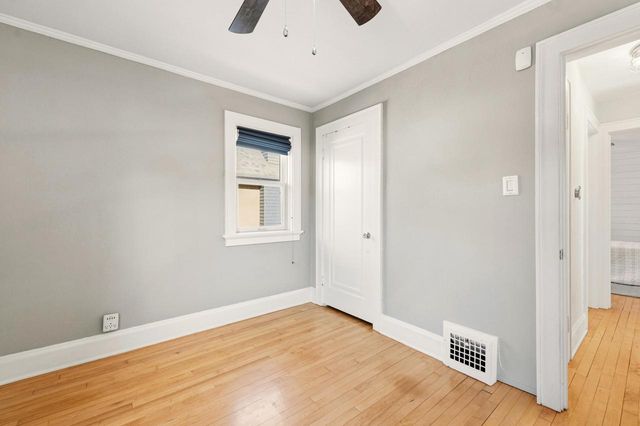 4639 N Larkin STREET, Whitefish Bay, WI 53211