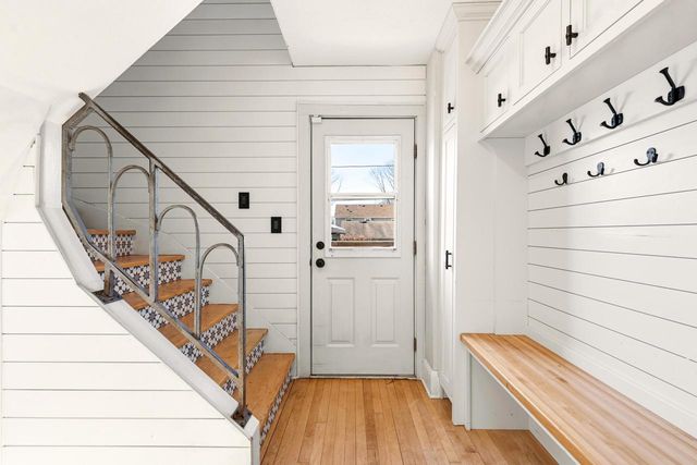 4639 N Larkin STREET, Whitefish Bay, WI 53211