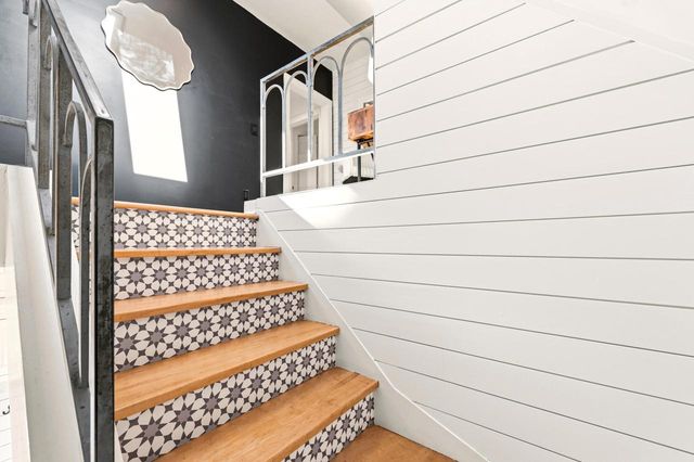 4639 N Larkin STREET, Whitefish Bay, WI 53211