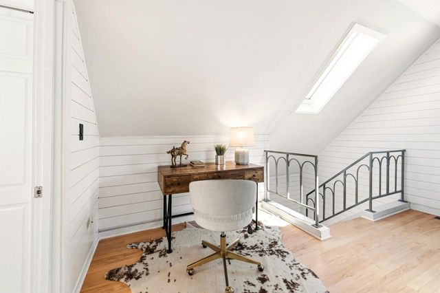 4639 N Larkin STREET, Whitefish Bay, WI 53211