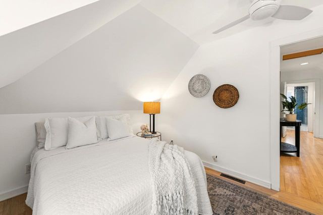 4639 N Larkin STREET, Whitefish Bay, WI 53211