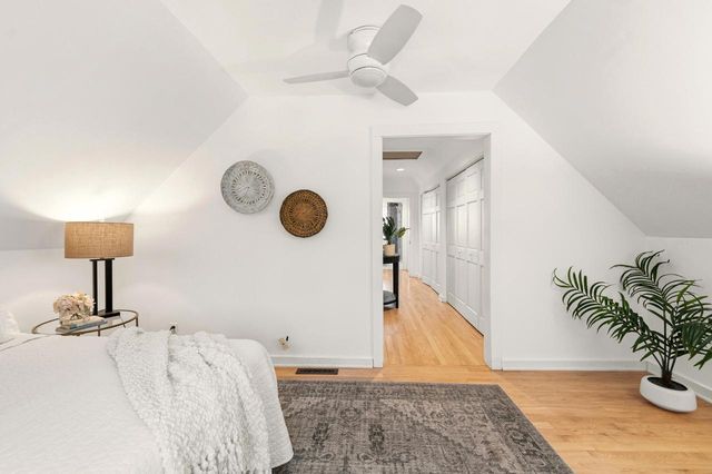 4639 N Larkin STREET, Whitefish Bay, WI 53211