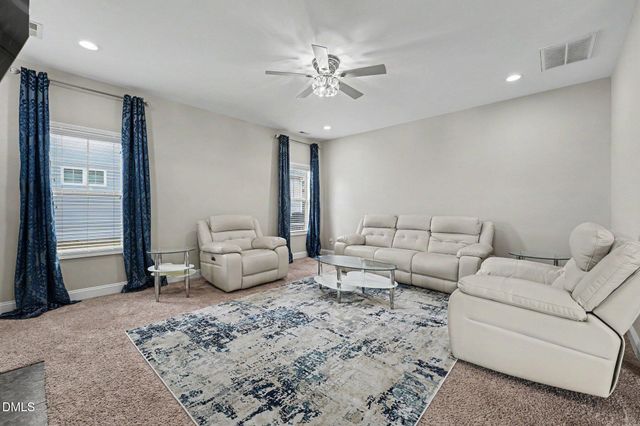 4015 Pleasantburg Drive, Fayetteville, NC 28312