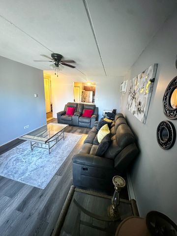 850 Des Plaines Avenue 409, Forest Park, IL 60130