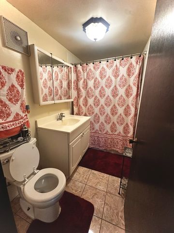 850 Des Plaines Avenue 409, Forest Park, IL 60130