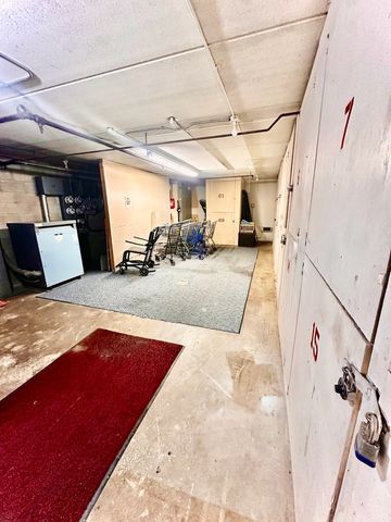 850 Des Plaines Avenue 409, Forest Park, IL 60130