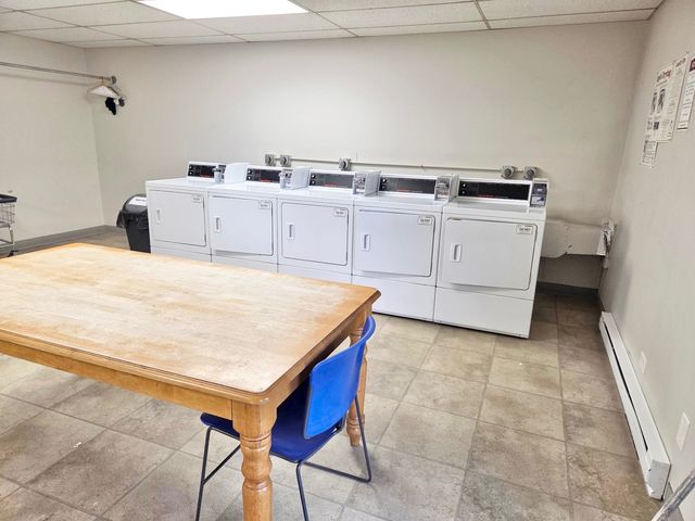 850 Des Plaines Avenue 409, Forest Park, IL 60130