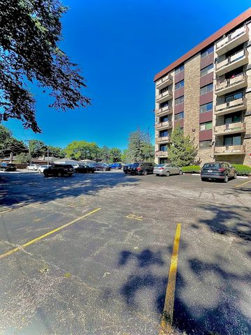 850 Des Plaines Avenue 409, Forest Park, IL 60130