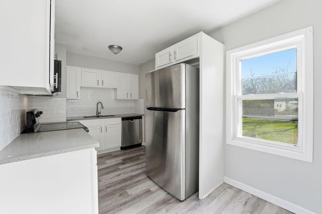 2363 Holt Avenue, Columbus, OH 43219