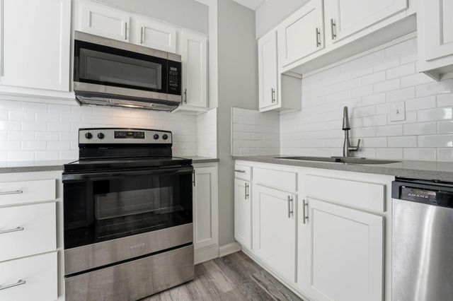 2363 Holt Avenue, Columbus, OH 43219