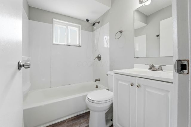 2363 Holt Avenue, Columbus, OH 43219