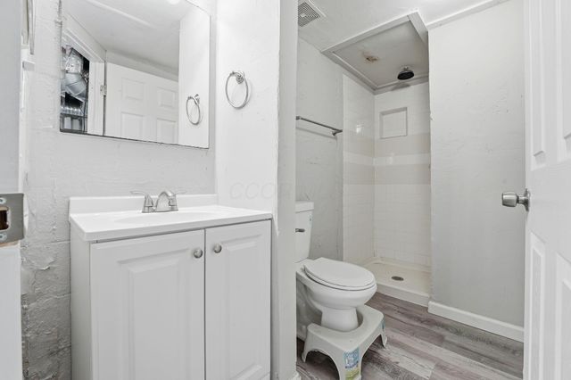 2363 Holt Avenue, Columbus, OH 43219