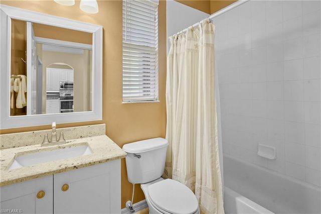 8103 Woodridge Pointe DR, Fort Myers, FL 33912